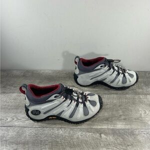 Merrell Women's Chameleon 8 Stretch Gray Leather Hiking Backpacking Shoes Size 6